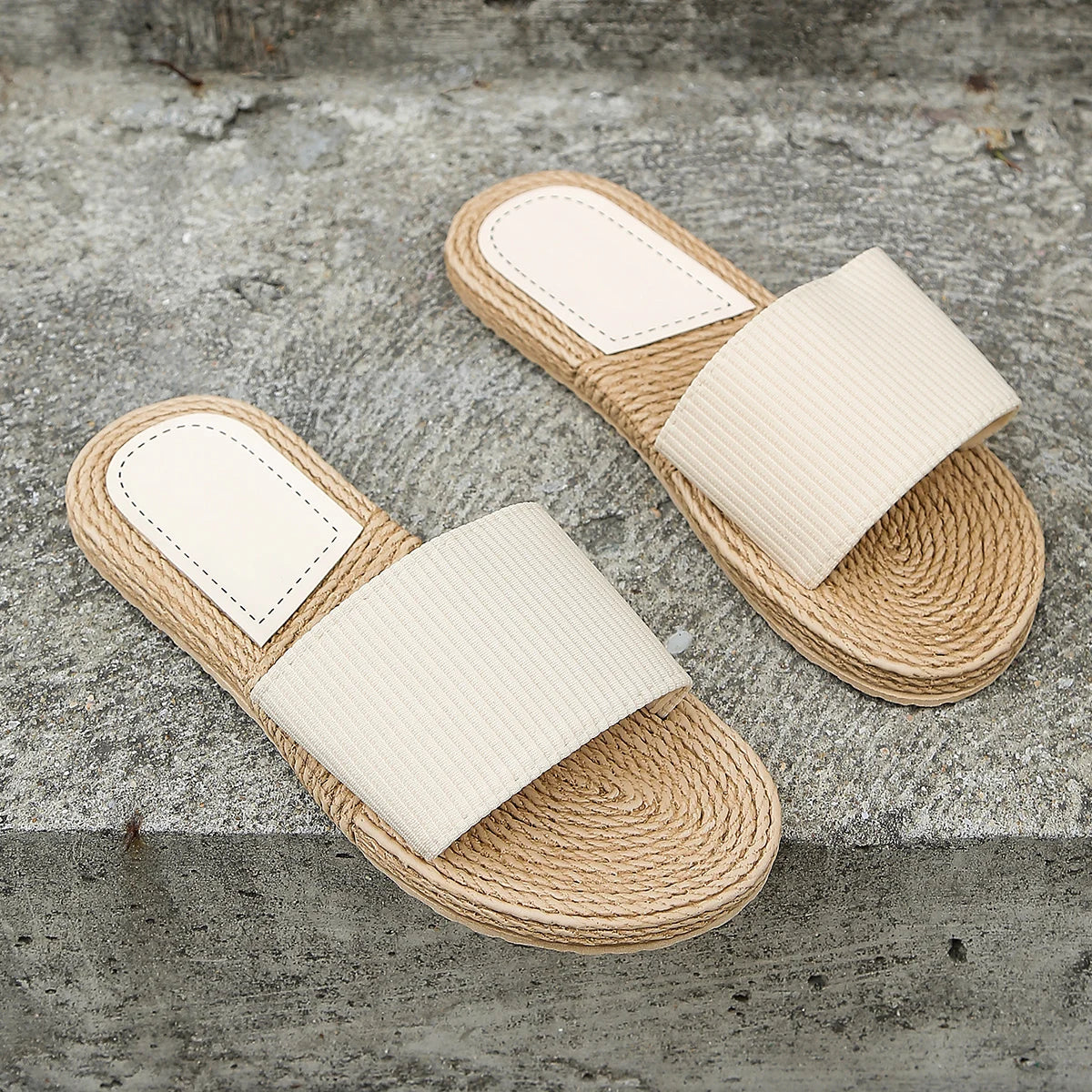 Women's fashion trend non-slip wear comfortable soft soled flat sandals flip-flops Nitoostore
